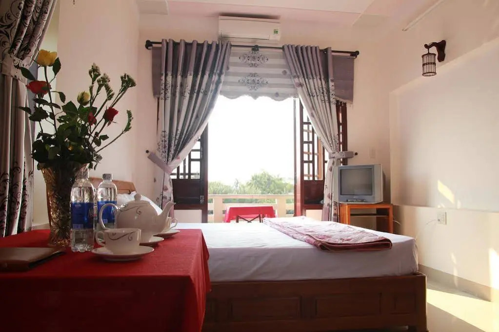 Lakeside Homestay