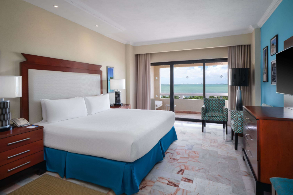 Wyndham Grand Cancun All Inclusive Resort & Villas