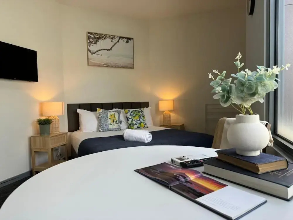 Melbourne Studio Apartments Hotel - 138 Elgin Carlton