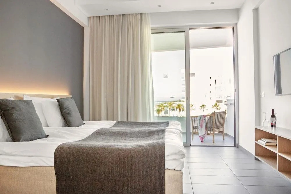 Sunprime Protaras Beach