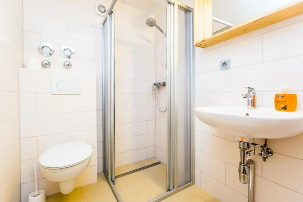 Cologne Fair Apartment with Cathedral View