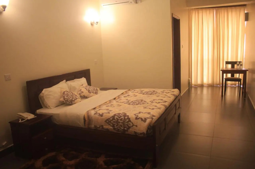 Kenendia Hotel