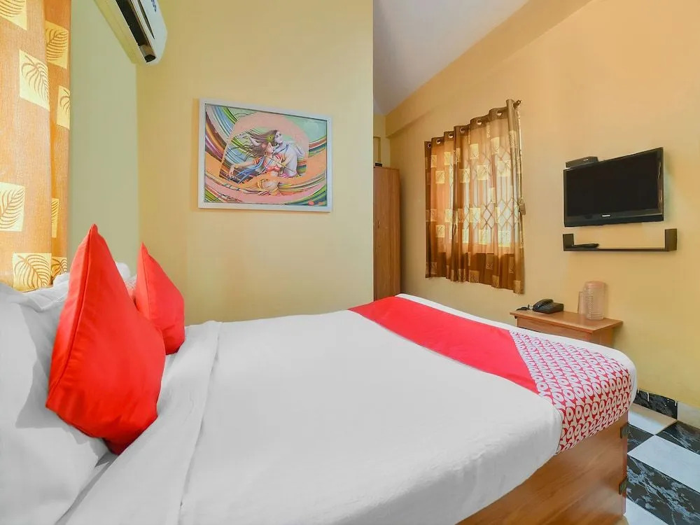 OYO 7509 O Classio Baga Beach Resort
