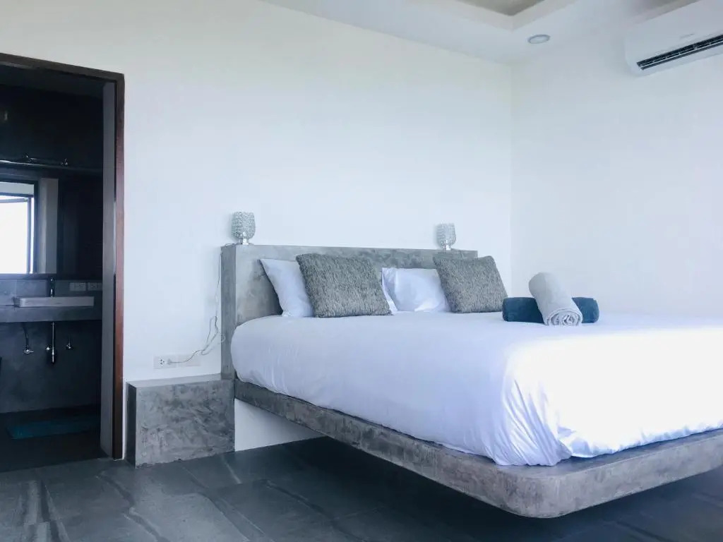Villa Panoramic Ocean View - 2 Bedrooms