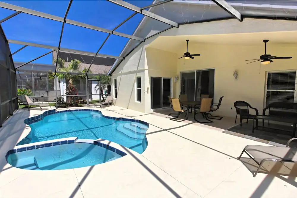 847 Troon Circle