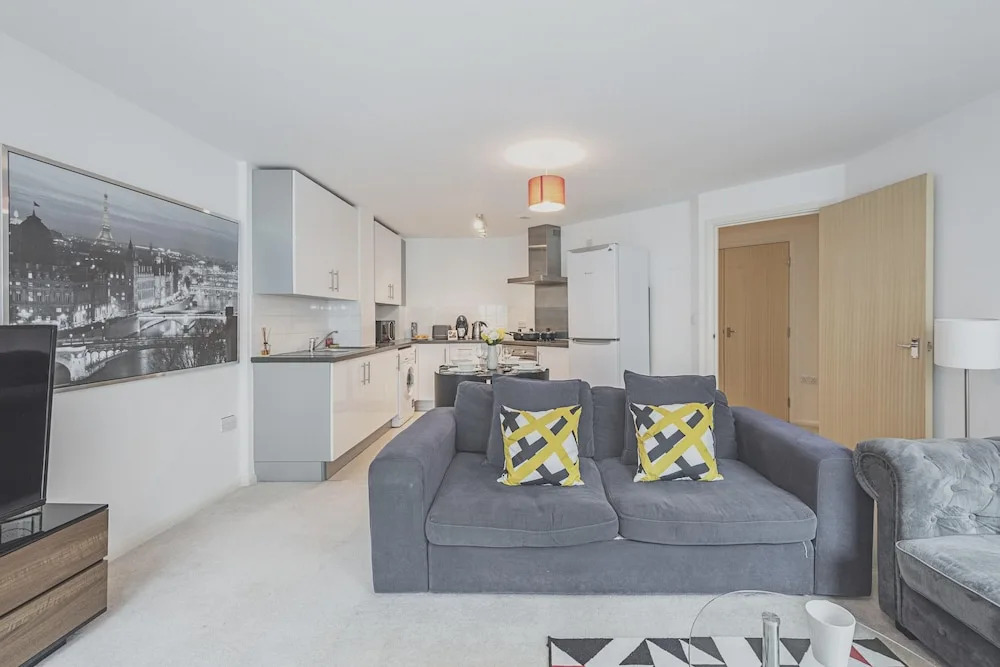 Apartment With 2 Bedrooms in London, With Furnished Balcony and Wifi