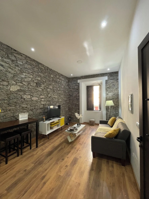 City Center Luxurious Studio Techas Place