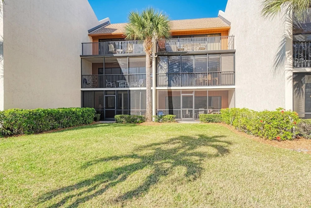Midnight Cove Ii 412f - Beautiful Canal View! 2 Bedroom Condo