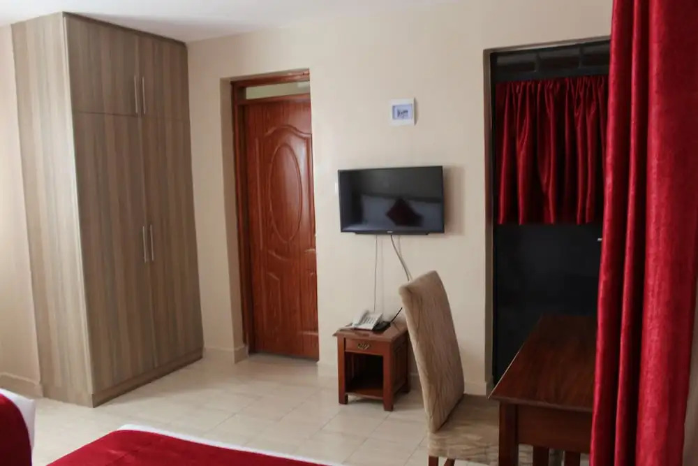67 Athi Hotel