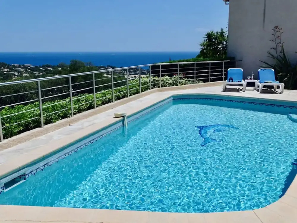 Belle Helene Comfortable Holiday Residence