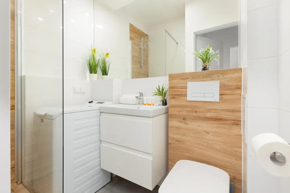 Bright Studio With Balcony by Renters