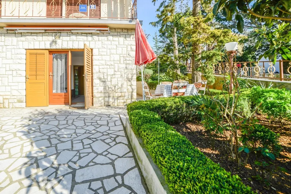 Apartments Antic SELCE
