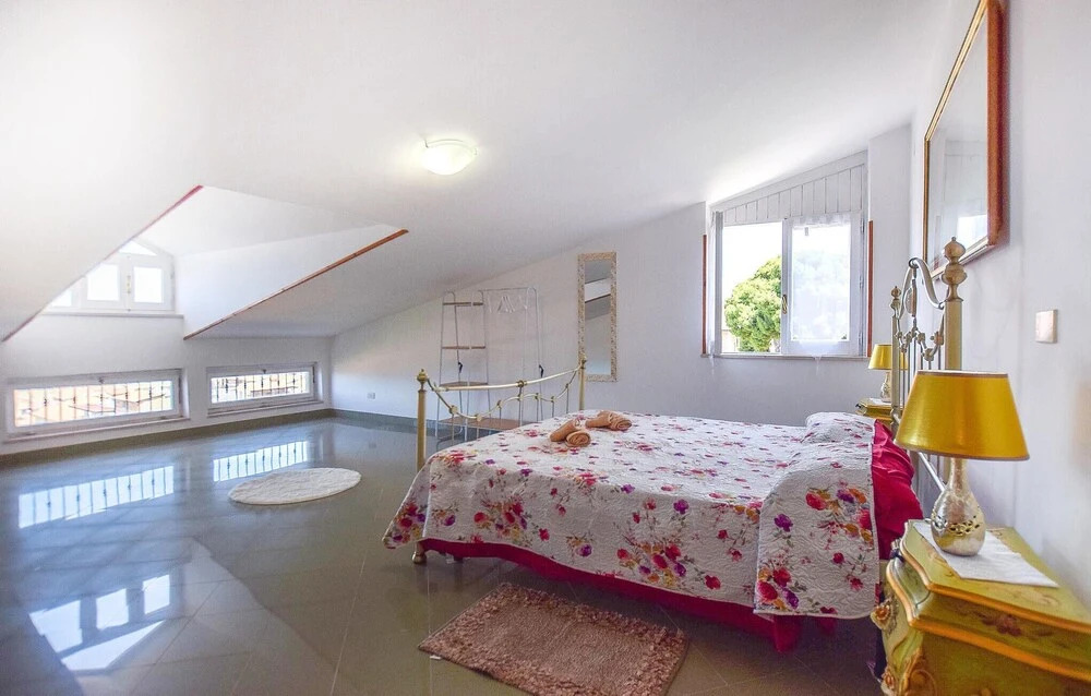 Amazing Home In Maria Di Castellabate With Wifi