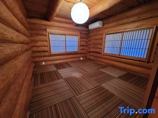 Log Cabin Izukogen