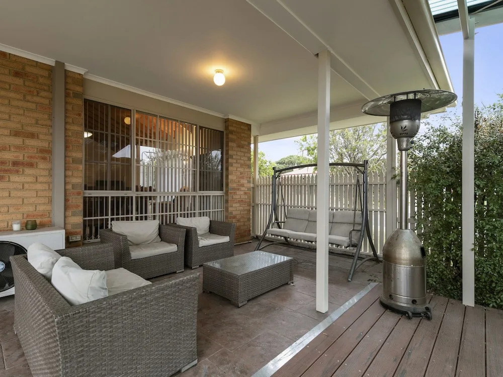 Seaholme - Wifi & Foxtel