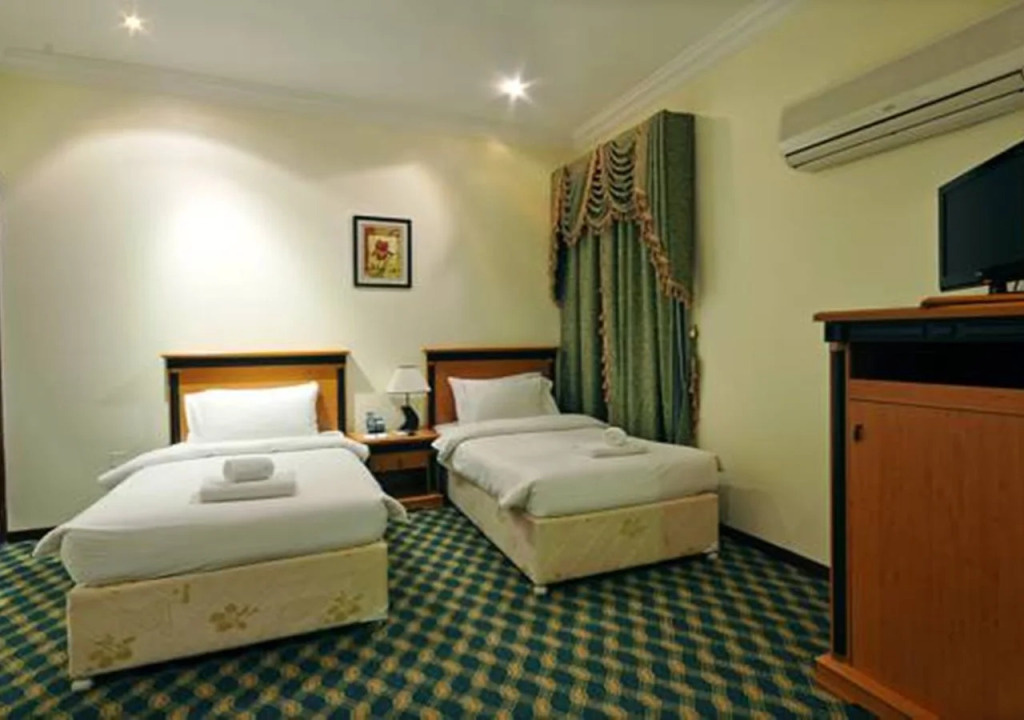 Crystal Palace Hotel Doha