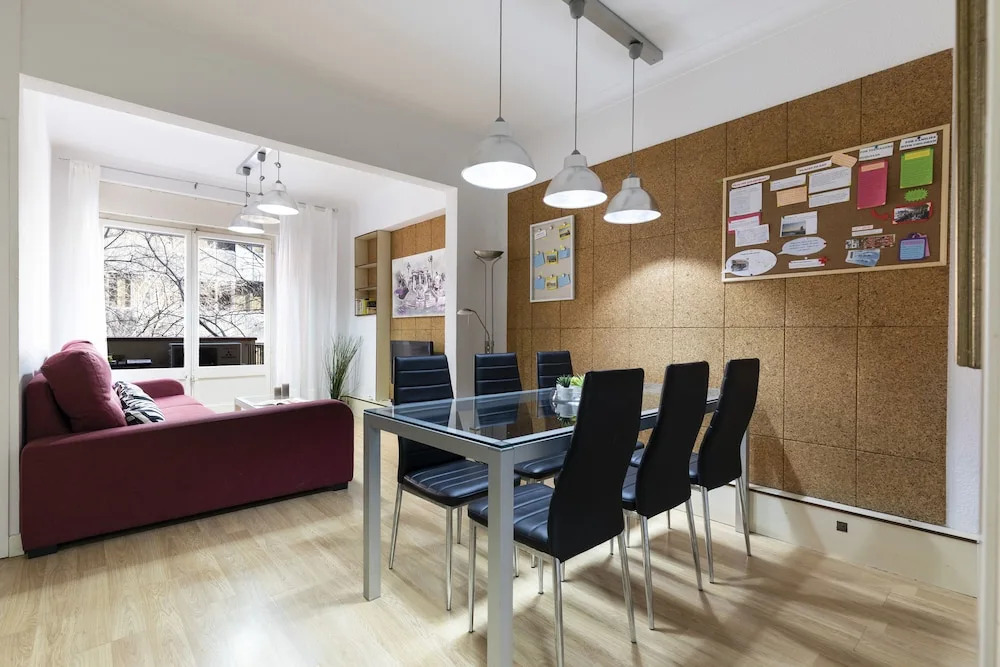 AB Eixample Viladomat Apartments