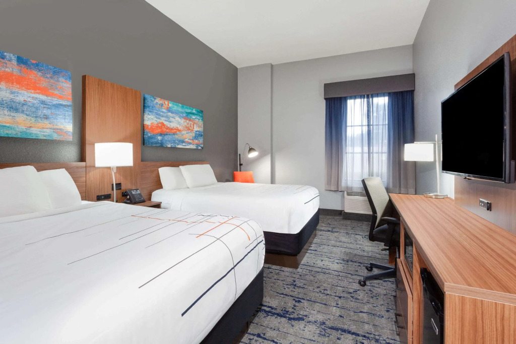 Sleep Inn & Suites St Petersburg Gateway