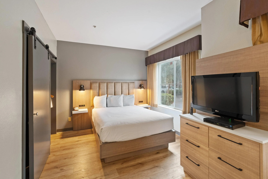 Hawthorn Suites by Wyndham Rancho Cordova/Folsom