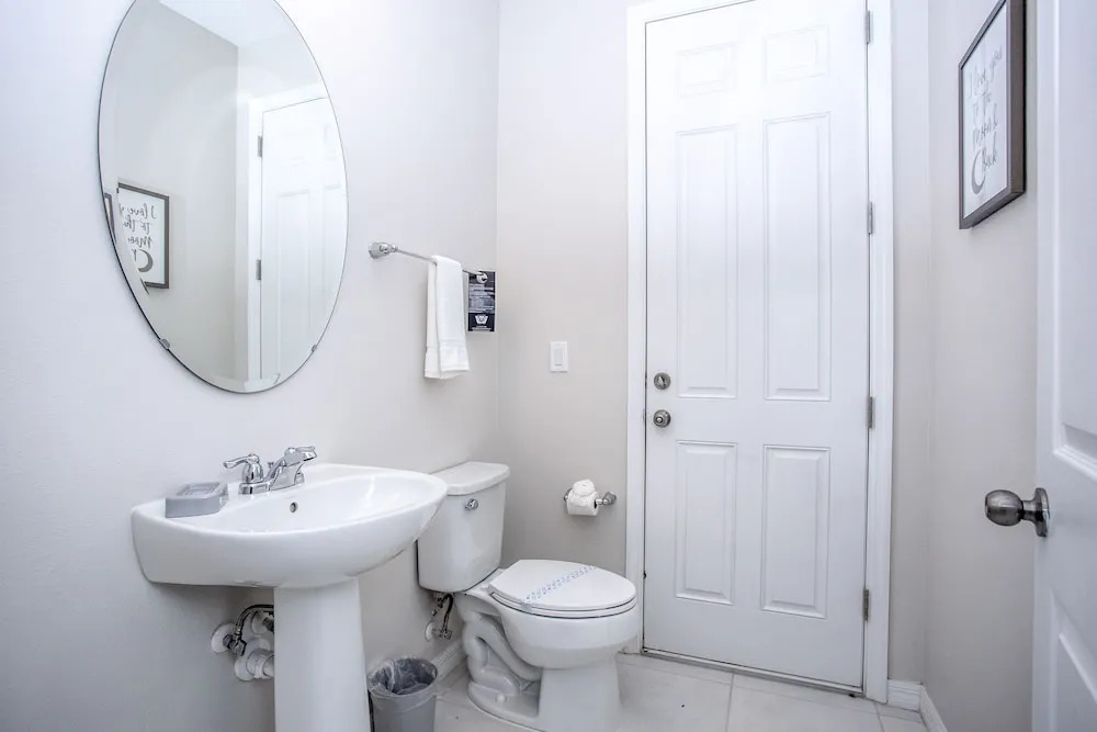 1557 Solara Resort 63253/63383