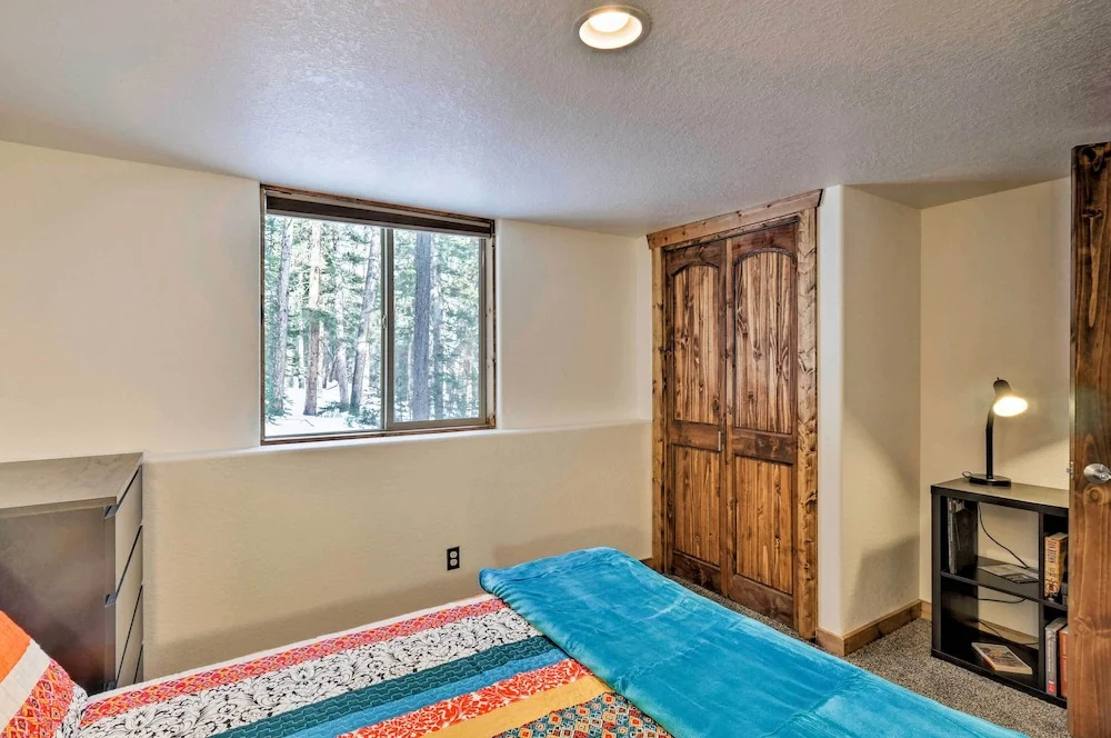 Luxury Mountain Getaway in Fairplay w/ Deck