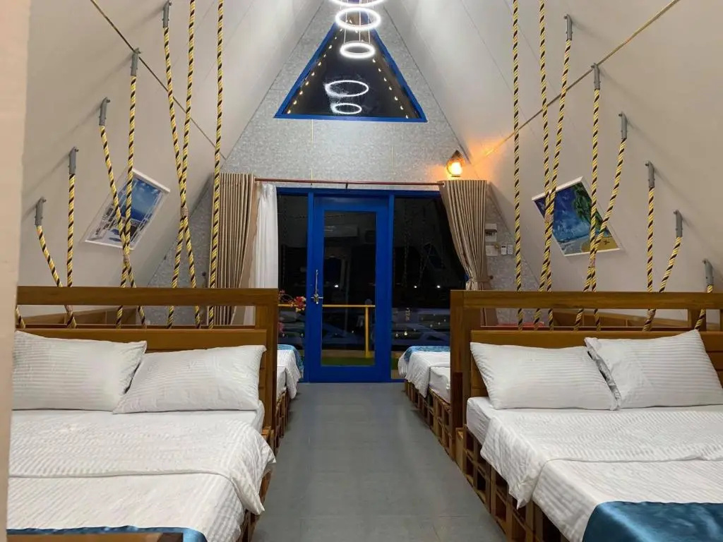 Lan Anh beach house Nhơn Lý Quy Nhơn