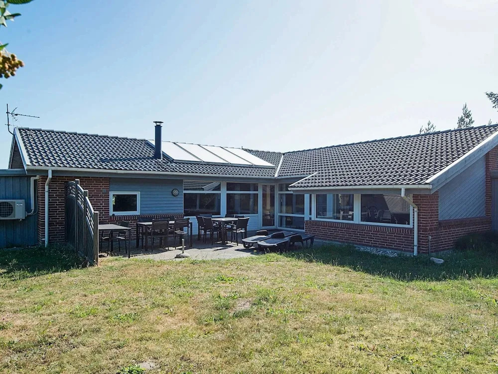Lavish Holiday Home in Ringkøbing With Sauna