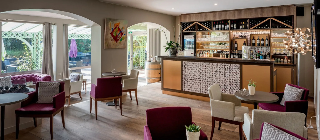 Logis Hôtels- Hôtel et Restaurant Domaine de Fompeyre