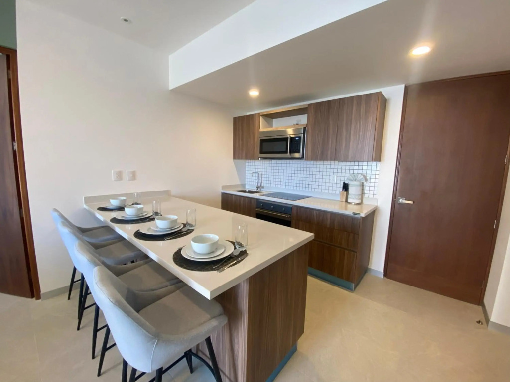 369 LUXURY APARTMENTS, URBAN TOWERS -PARKING FREE - 2 Pools