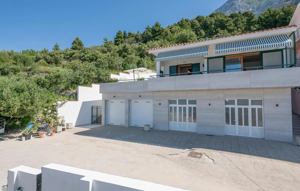 Stunning Home In Makarska