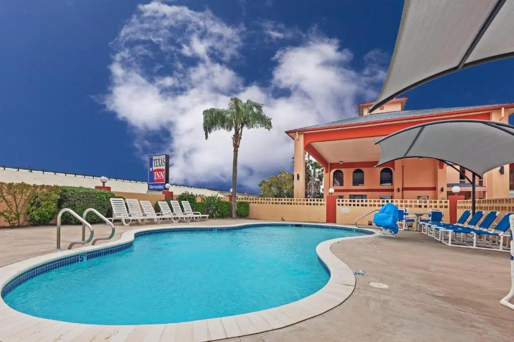 Texas Inn and Suites Raymondville