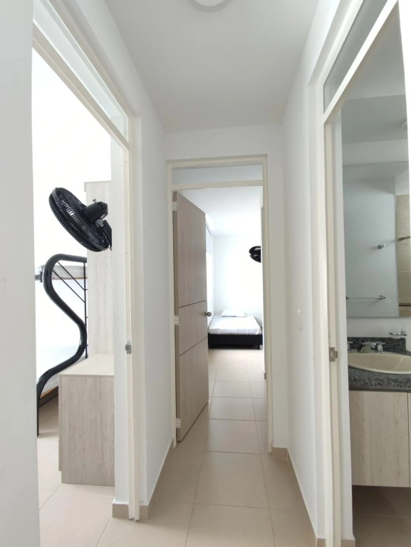 Hermoso apartamento con piscina (alberca).