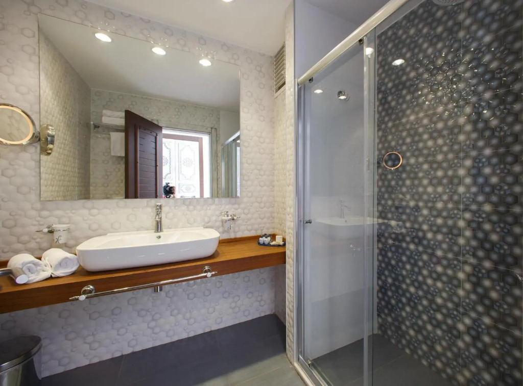 Assos Barbarossa Special Class Hotel