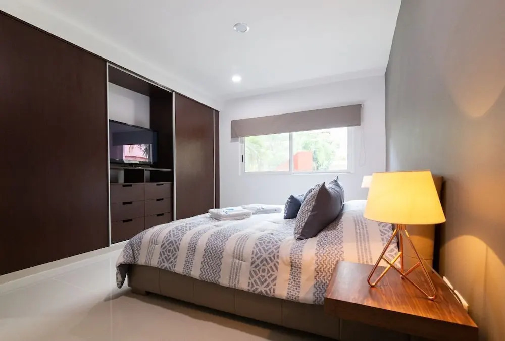Sabbia 4104 - 3 Bedrooms ALL IN Suite Condo