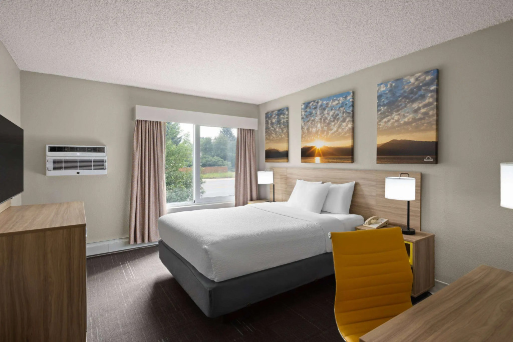 Days Inn & Suites by Wyndham Bozeman