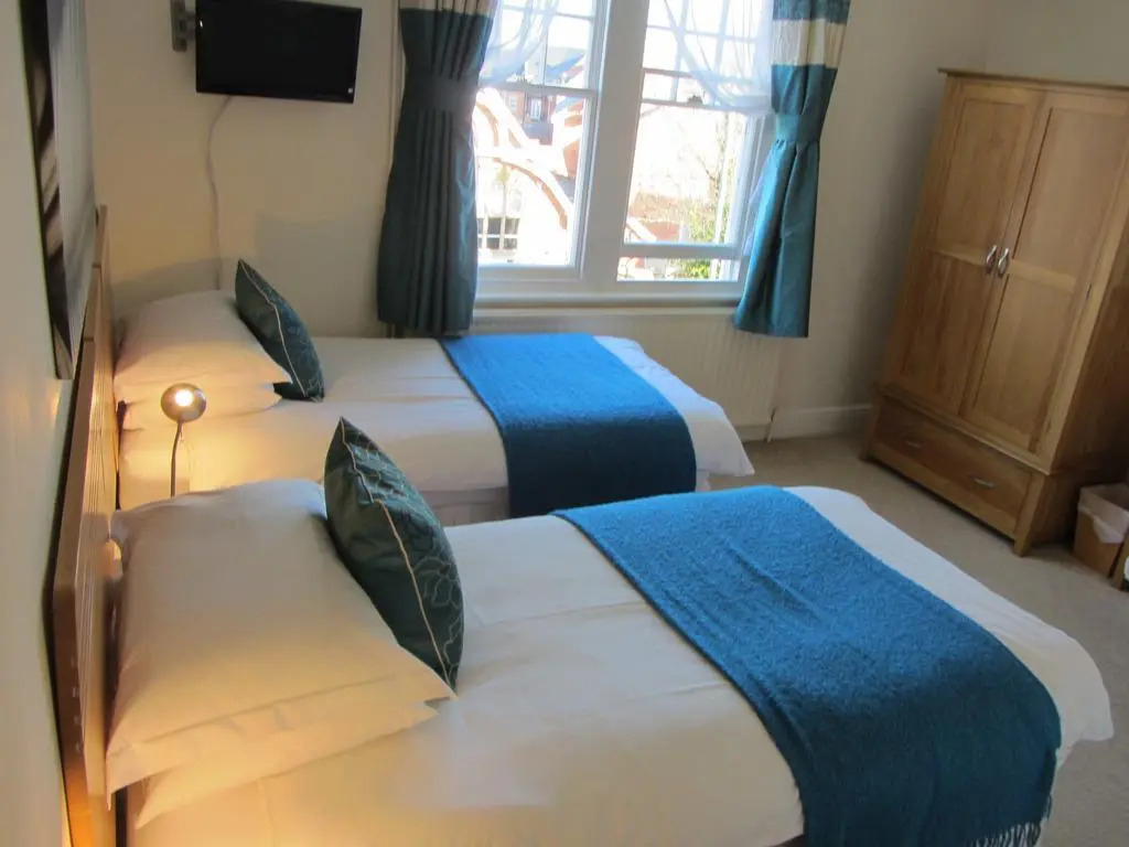 Treetops Guest House