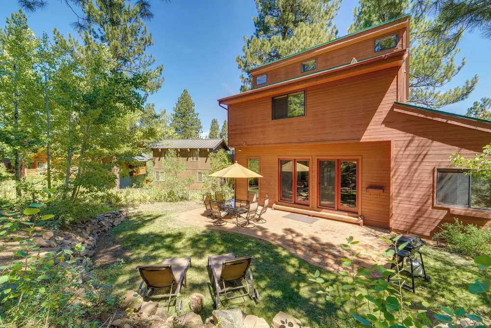 Shuttle to Ski Resort: Northstar Home