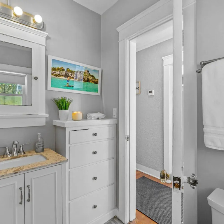 Bankers Hill Hideaway With AC Views and Parking