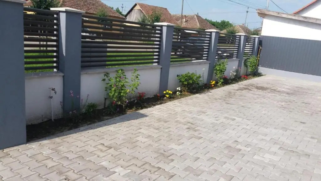 Apartament Saguna