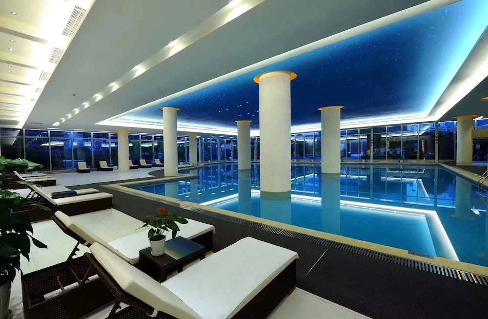 Tianfu Square Serviced Suites by Lanson Place