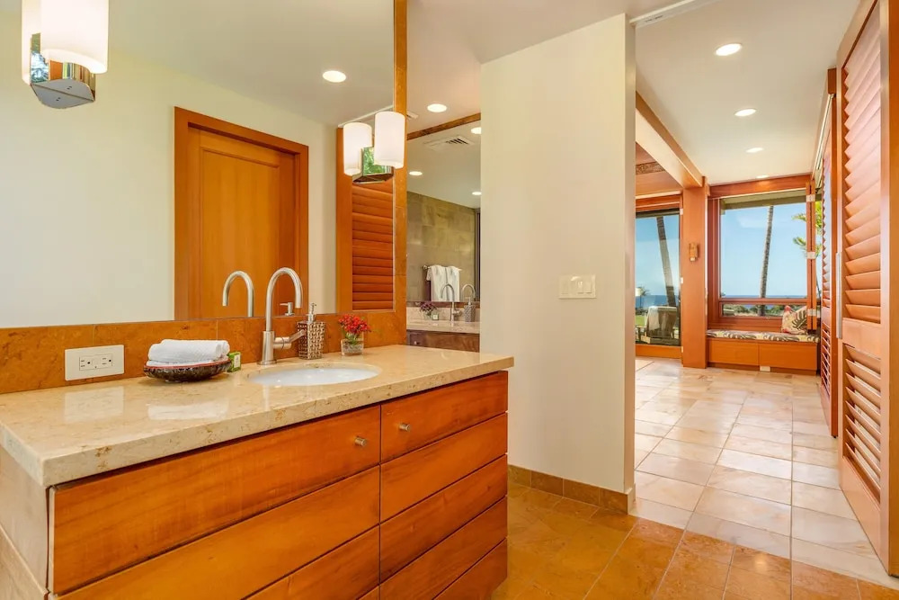 Bluffs 22 - The Beach at Mauna Kea Resort - 4 Br Apts