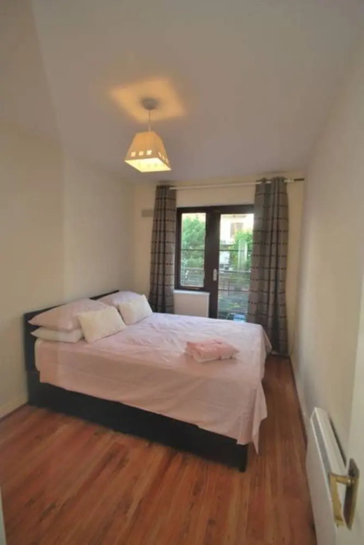 Central 2 Bedroom Dublin Apartment