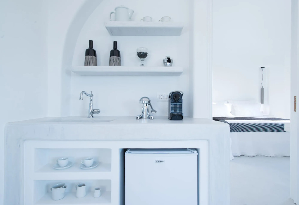 Azar Luxury Villas & Suites