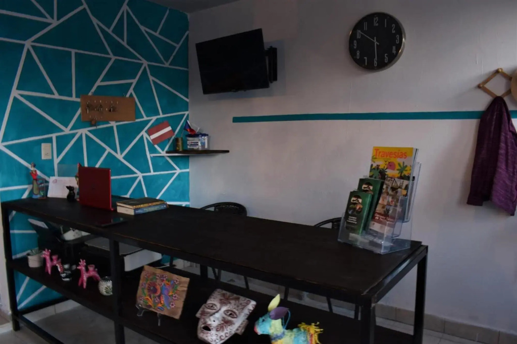 400 Rabbits Hostel