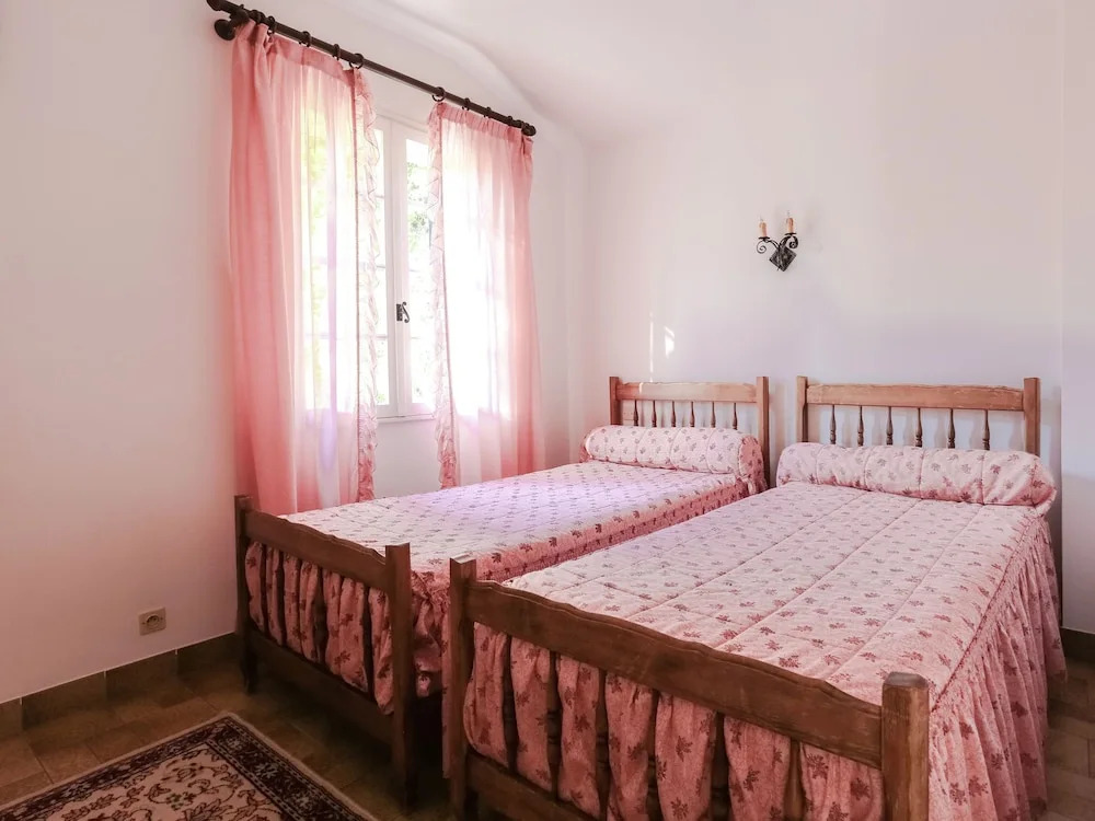 Holiday Home in Bormes Near Beaches & Pool
