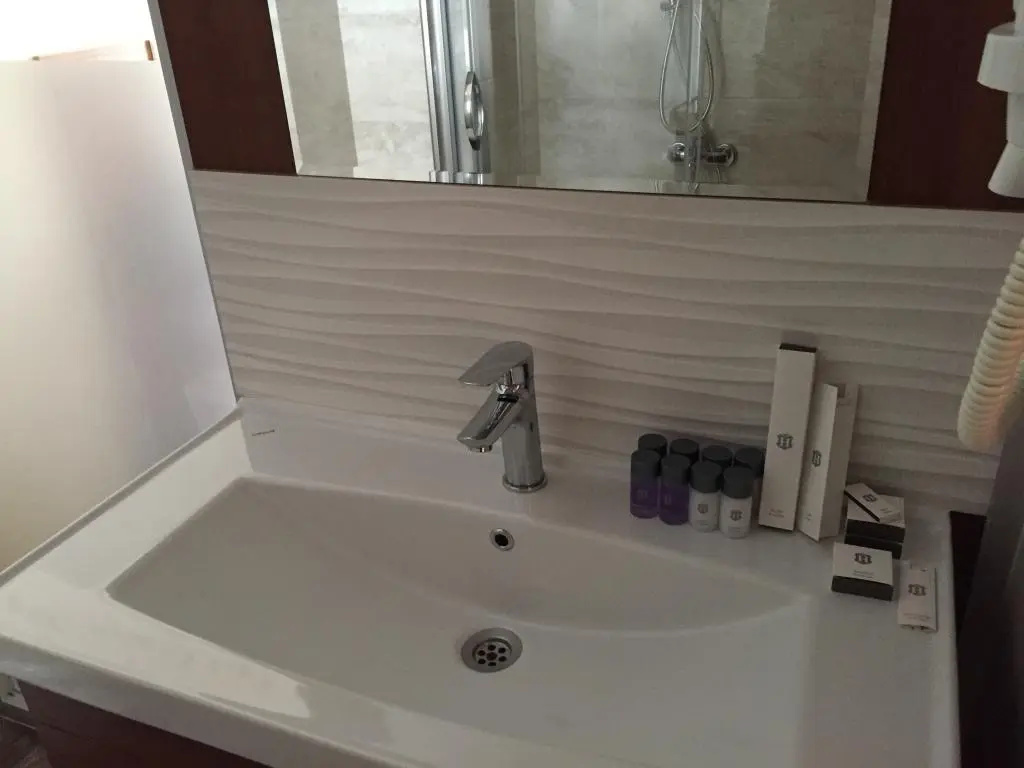 Osman Bey Otel