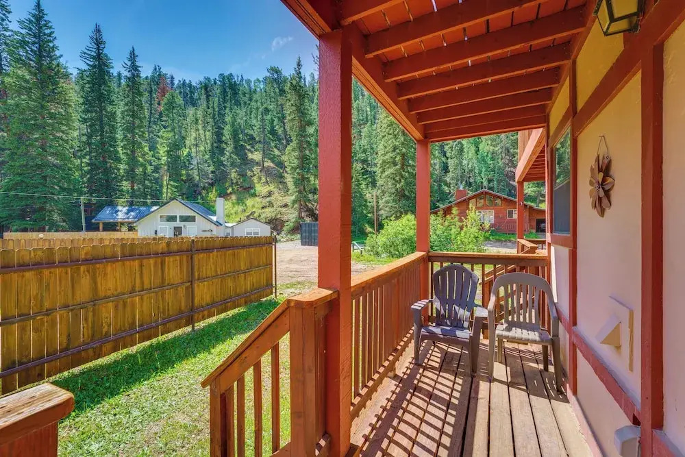 Hike, Bike & Ski: Red River Condo w/ Spa Access
