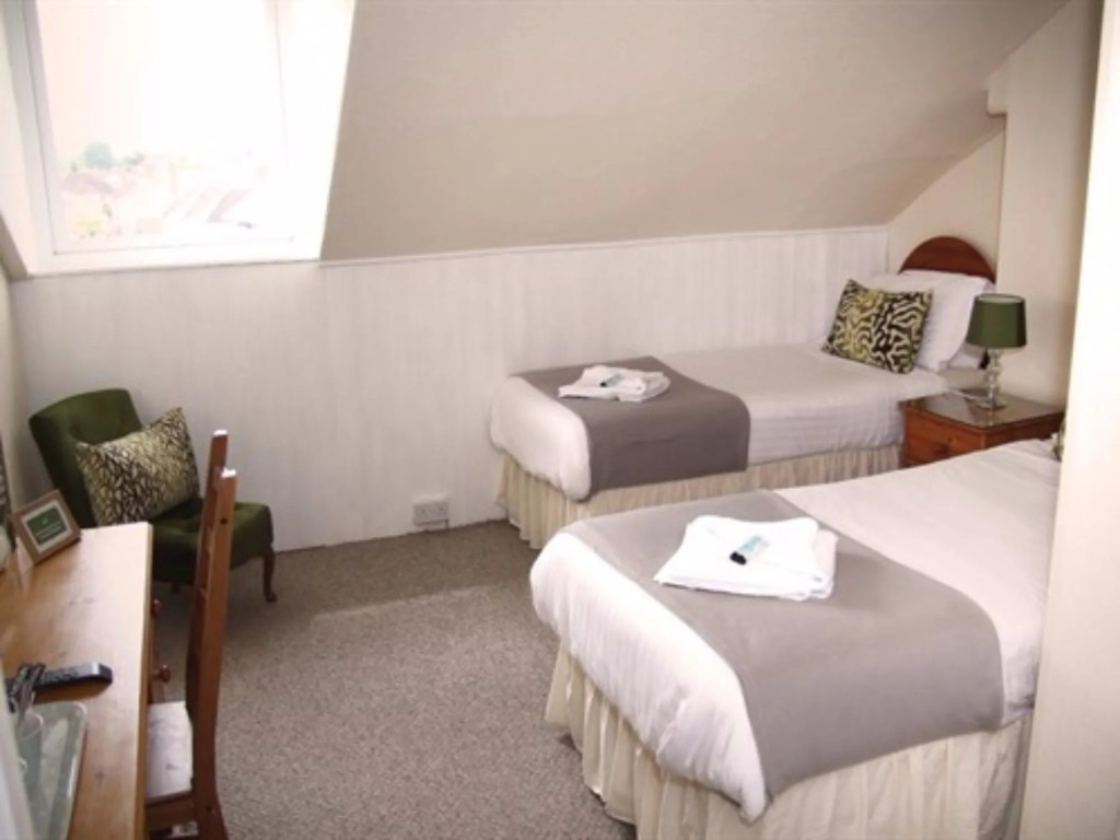 Lowdens Guest House