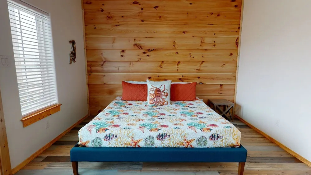 Port A Fish Camp - Trout House 3 Bedroom Home