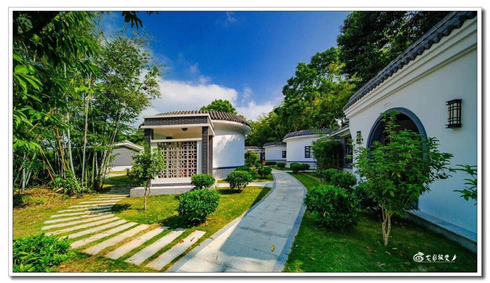 Yi Jing Lin Feng Hot Spring Hotel